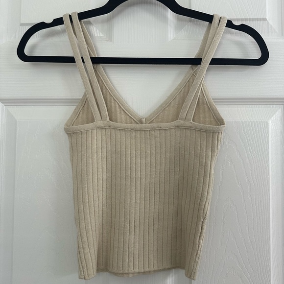 Nude crop/tank top - Picture 2 of 3